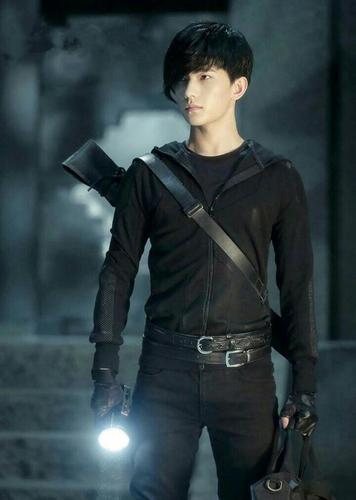 网易首页>网易号>正文申请入驻> 第二:《盗墓笔记之终极笔记》肖宇梁