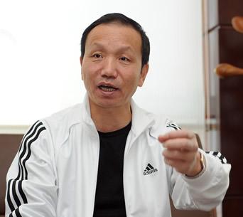 曲靖安厦房地产集团有限公司董事长 冯玉华