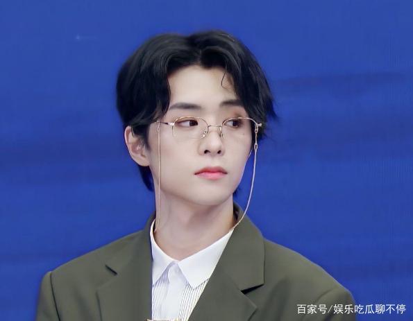 《青你3》邓孝慈为什么人气高,照骗皮肤不咋地?被他的回复笑哭