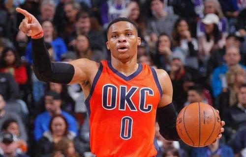 到现在联盟赫赫有名的三双王,职业生涯这么多年,威少除了没有获得总