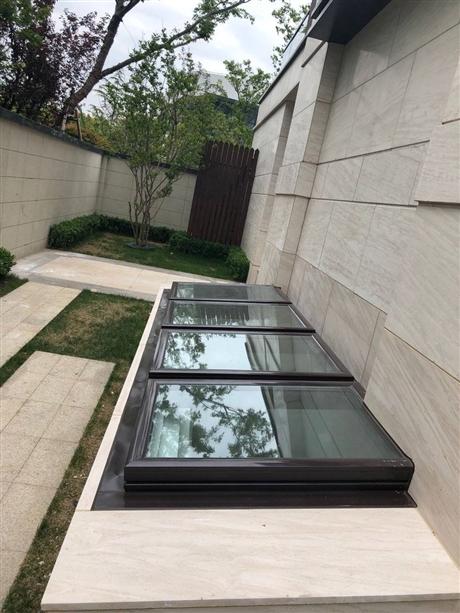 地下室采光井工程