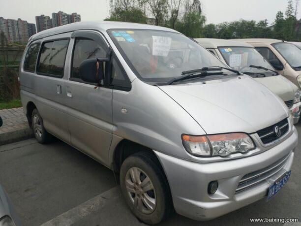 东风风行 菱智 灰 手动 1.50