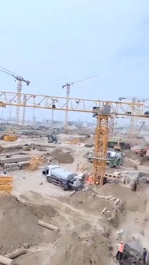 传说中的网红工地雄安新区塔吊林进来就会迷路