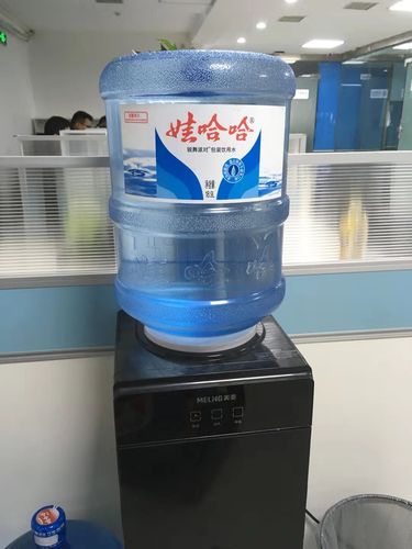 仅售20元,价值22元娃哈哈矿物质水桶装水,节假日通用!