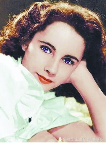 全球最稀有4种瞳色,双色瞳孔上榜,最后一种最美却让人痛苦不堪