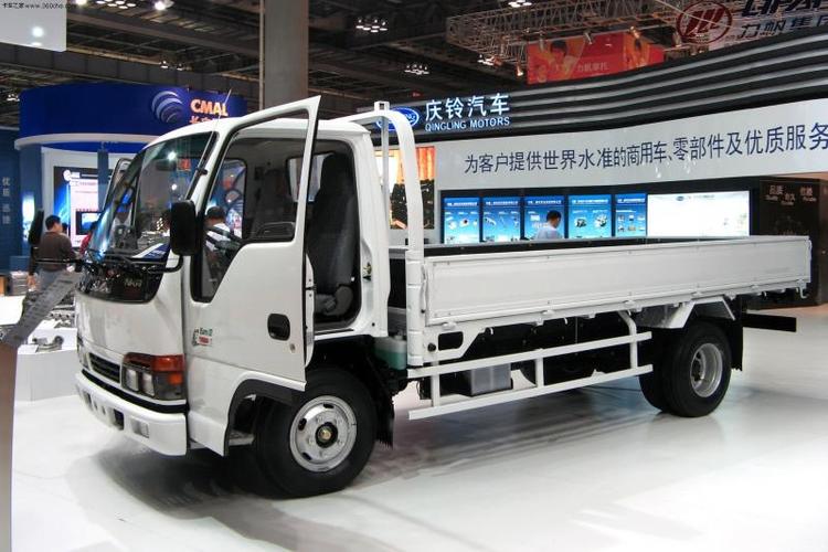 庆铃 五十铃100p 95马力 4.275米单排栏板轻卡