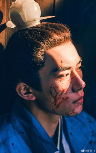 易烊千玺古装气质也太绝了吧!翩翩少年,意气风发,英气