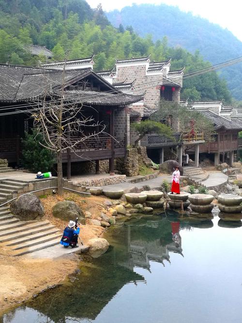 《再进云髻山》2018韶关新丰云髻山枫叶节