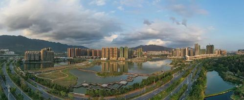 东湖公园.梁亮 摄