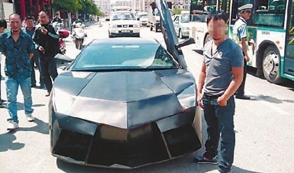 为泡女神 80后小伙花两万元自造兰博基尼