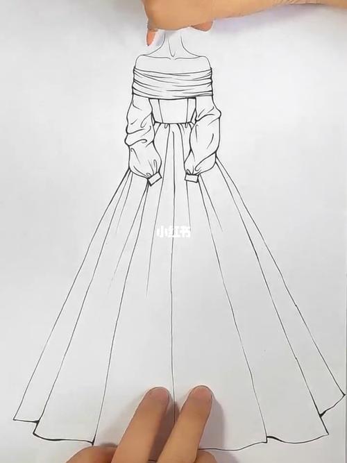 漂亮礼服上色详细教程_教程_礼服_上色_简笔画_小仙女
