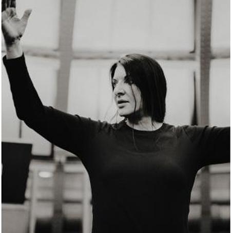 玛丽娜阿布拉莫维奇新作卷入概念抄袭争议