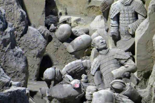 谁焚烧了兵马俑