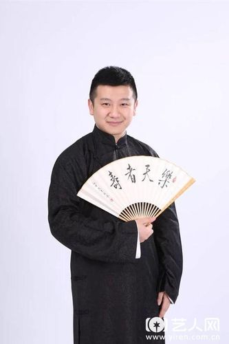 李寅飞