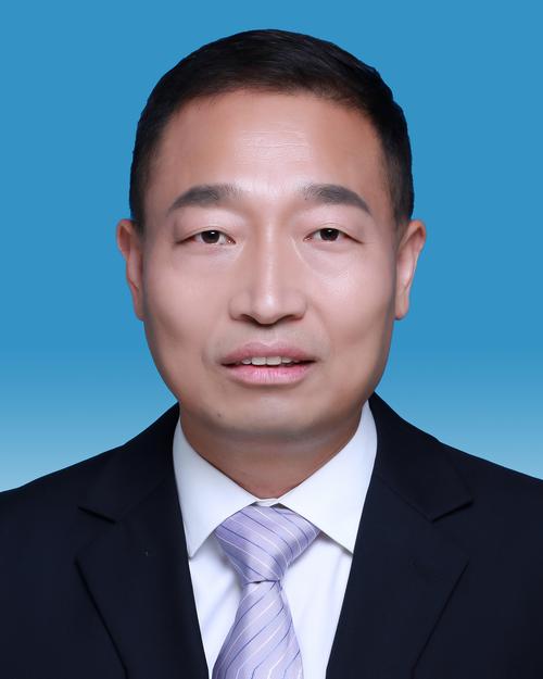  /p> p>现任陕西省西安市鄠邑区委副书记,区长. /p>