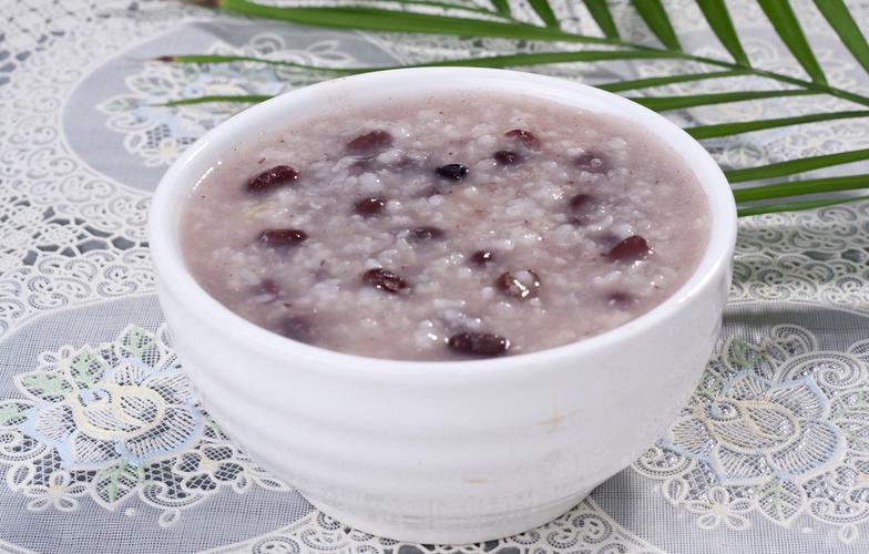 红豆粥——补充蛋白质,矿物质和多种b族维生素