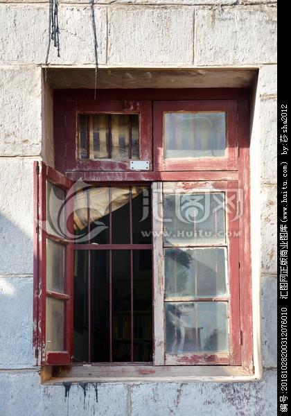 [正版商业] 老旧窗户