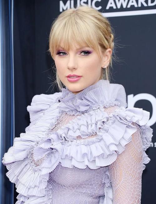 美国女明星:泰勒·斯威夫特