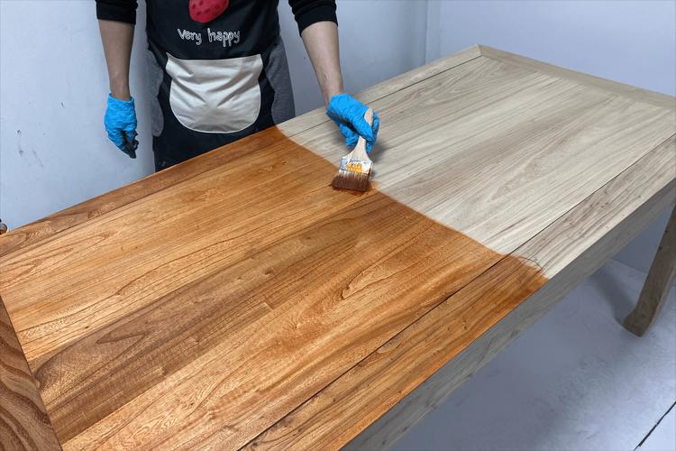 实木家具保养,木蜡油如何选?_施工_液体_进行