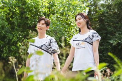 韩国国家羽球队孙完虎成池铉将在今年12月完婚