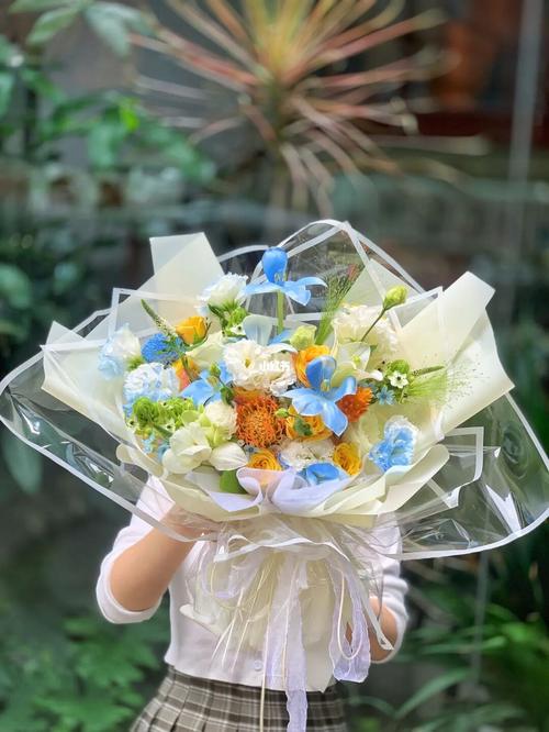 郁金香混搭花束_花束_郁金香_混搭_别枝.