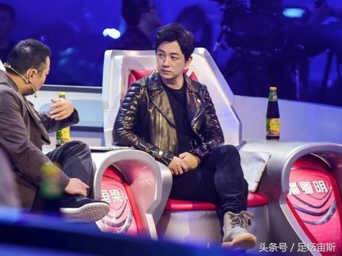 国乒虐哭潘粤明!丁宁大笑带教练锁喉潘粤明 刘国梁亲