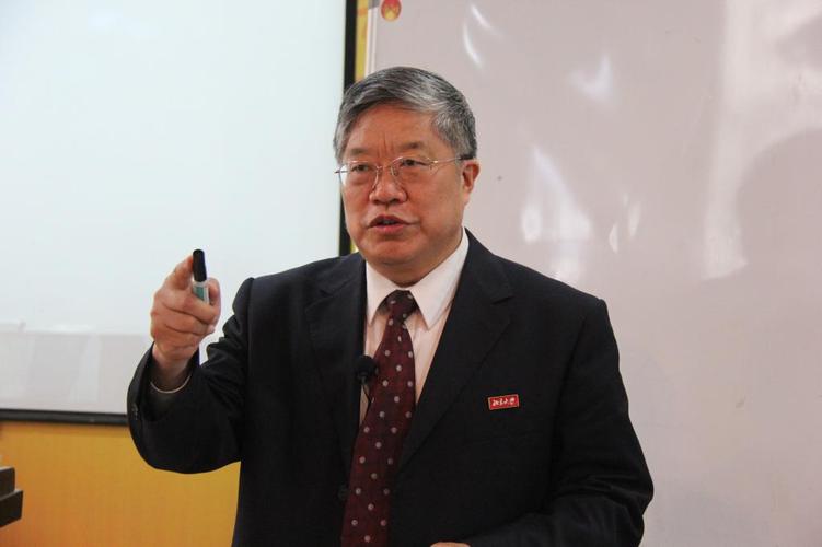 李国平的简介