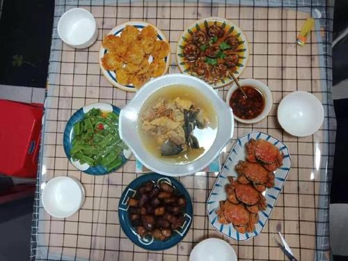 留杭过年一家人的幸福