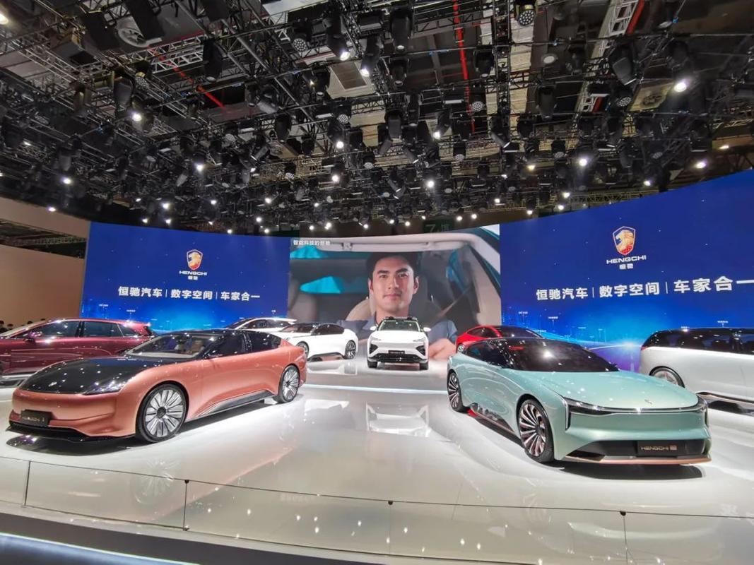 戴雷在发布会上首次披露了恒驰9款新车的关键参数信息:恒驰全系车型