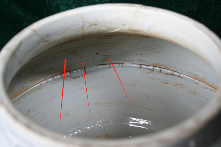 多方面鉴定:元青花瓷胎内表的纹痕特征