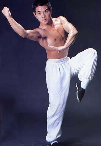 国内武打明星肌肉块谁最大?