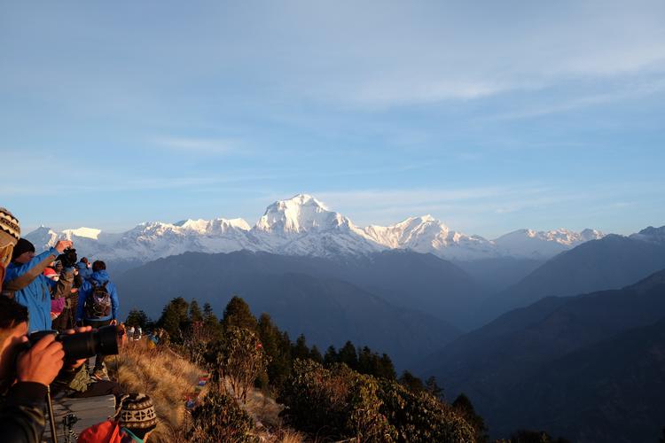 尼泊尔: 加德满都--健行潘恩山--博卡拉--奇旺国家公园--蓝毗尼