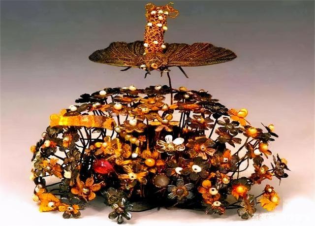 李静训之墓:棺椁上刻着"开者即死",随葬品极尽奢华