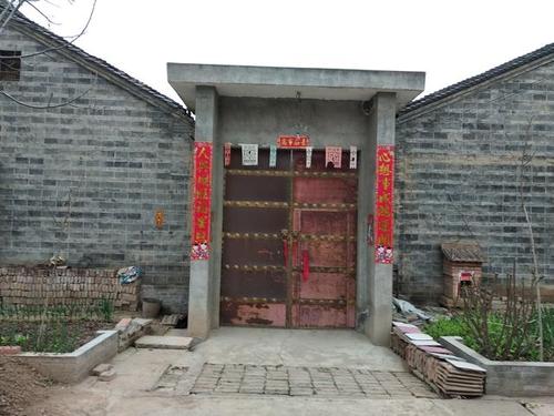 农村大门和门楼的变化——农民走向富裕的缩影