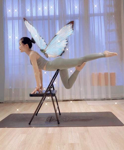 瑜伽椅的飞天体式啊～_瑜伽_瑜伽日常_运动健身_健身减肥_瑜伽