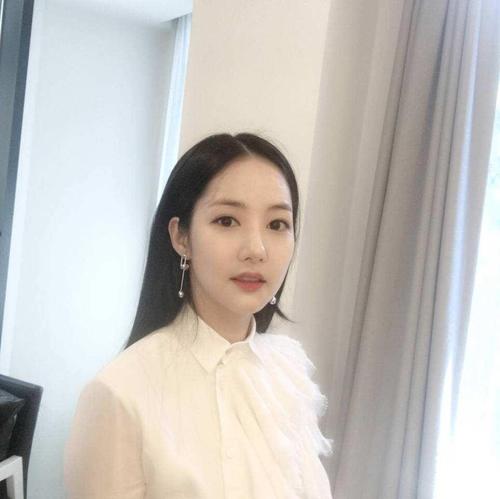 朴敏英_演员_作品_个人资料_简历_生日_经历_留言 - 酷乐米
