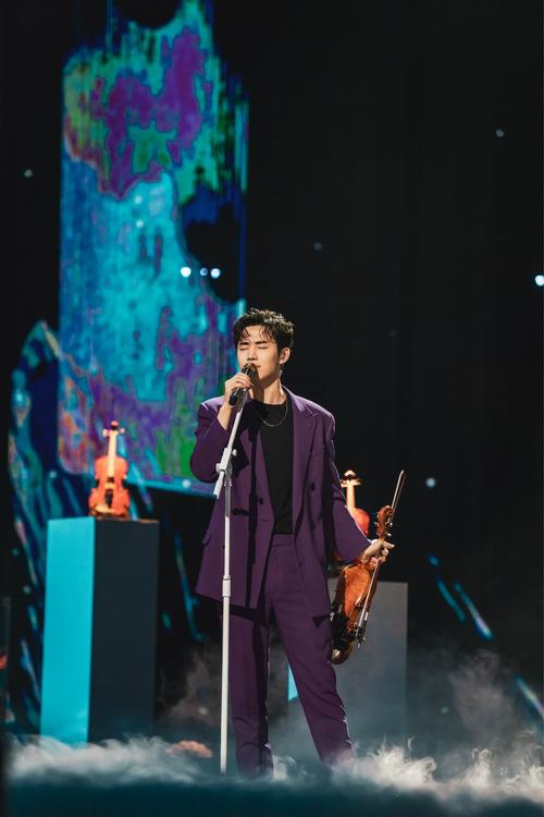 刘宪华小提琴演奏《题西林壁》 英文诵读 和诗以歌