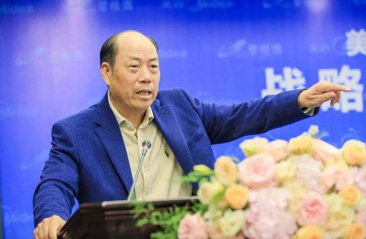 全国政协委员,碧桂园董事局主席杨国强