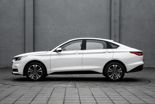 新宝骏cn220c定名为rc-6,预计下半年上市