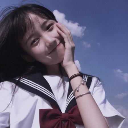 活泼开朗的女生qq头像开怀大笑面带微笑的