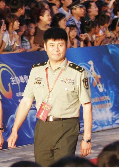 海润实力演员孙洪涛凭借在电影《江山风雨》中出色演绎杜荣林一角,摘