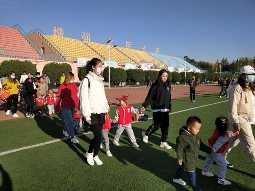 启智幼儿园2020年秋季运动会小班美篇