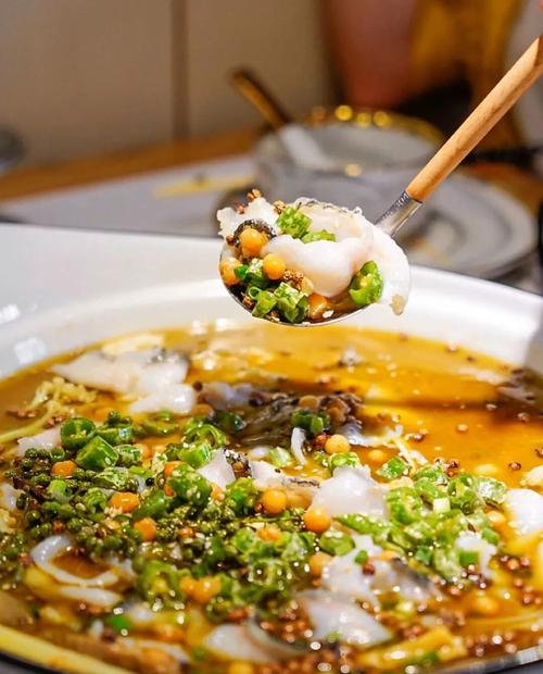 【蜀腾川·老坛酸菜鱼】现只要99元购门市价291元的酸菜鱼/炭烧牛蛙二