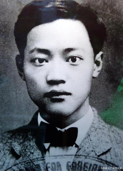 巴金的童年生活:每个人的身上都有一个家的投影!