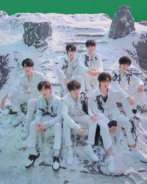 时代少年团男儿歌人物海报上线时代少年们帅气满满张力十足期待新歌