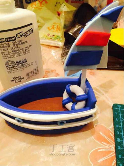 彩色粘土做出来的漂亮帆船小教程