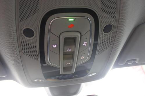 【l的诱惑】终于等到你--奥迪q5l到店品鉴!