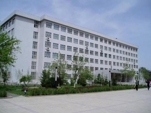 新疆大学资源与环境科学学院