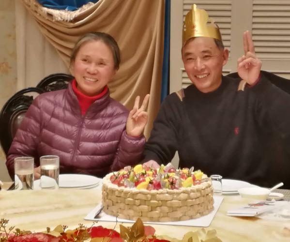 祝周荣成生日快乐!