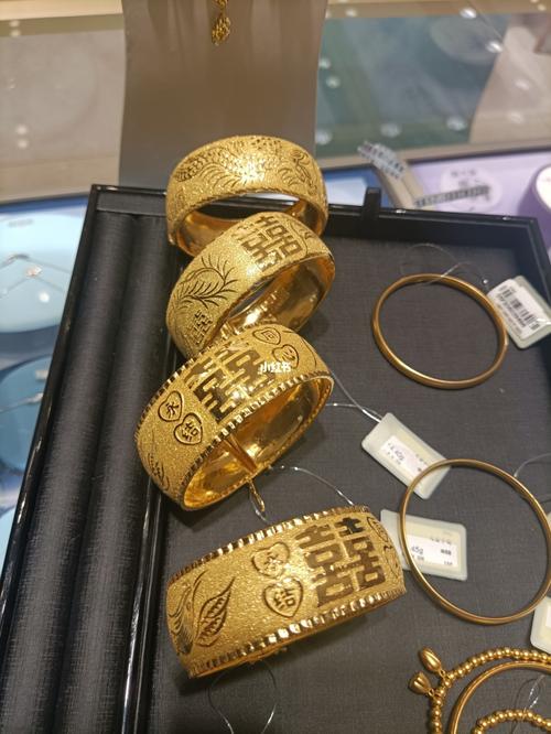 周大福_周大福怎么样_龙凤镯_时尚_配饰